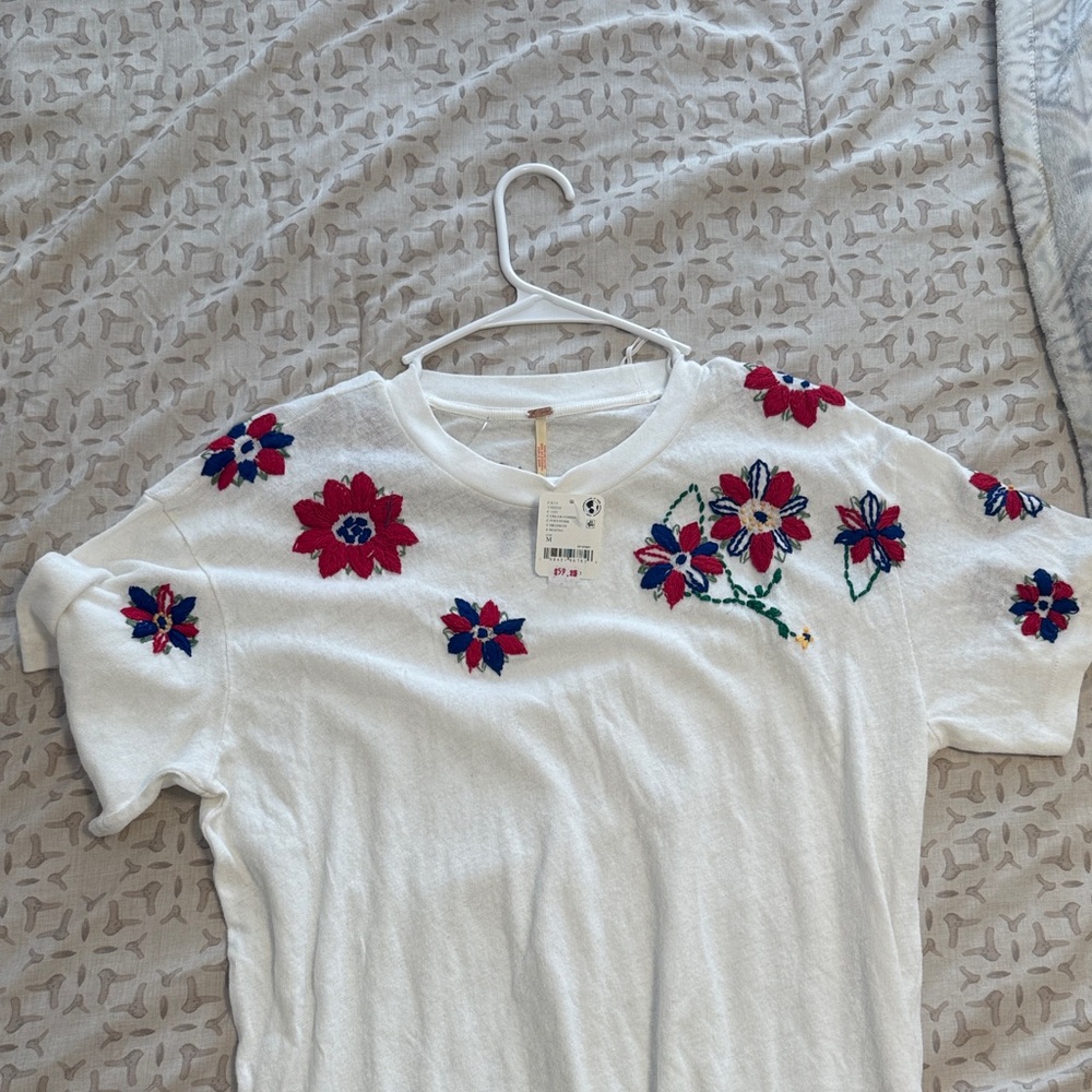 Floral Embroidered Free People Shirt - NWT SIZE M